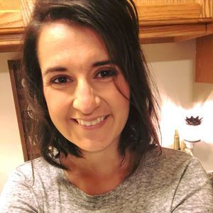 Meet your Posher, Emily mae